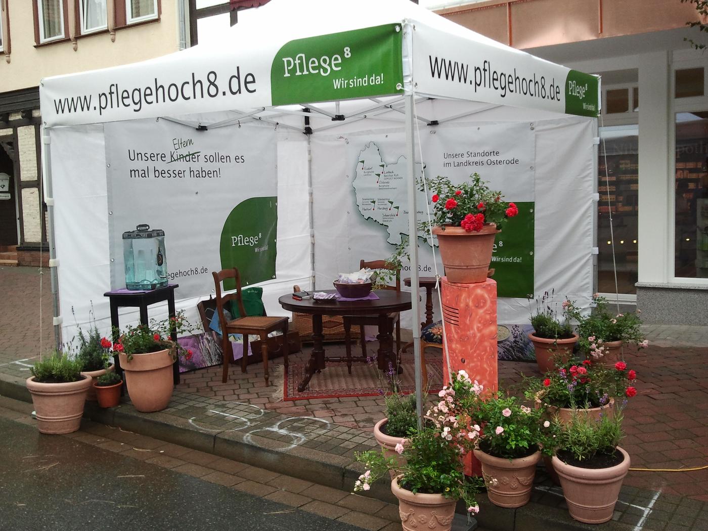 Gestalteter Pavillon bei einer Innenstadtaktion
